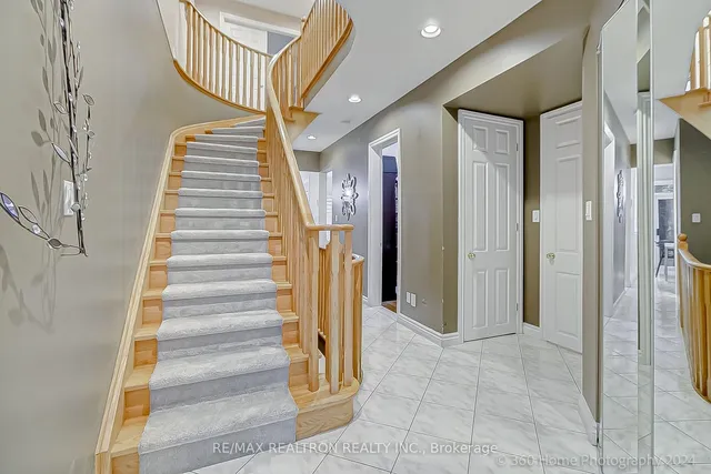 Additional image 6 of 100 Baycrest Ave