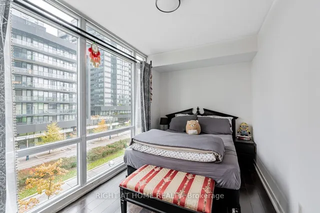 Additional image 11 of 170 Fort York Blvd Unit 310