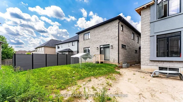 Additional image 33 of 80 Doon Creek St