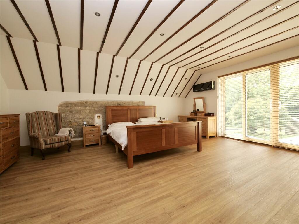Additional image 16 of Detached House with 2.5 acres, Emborough