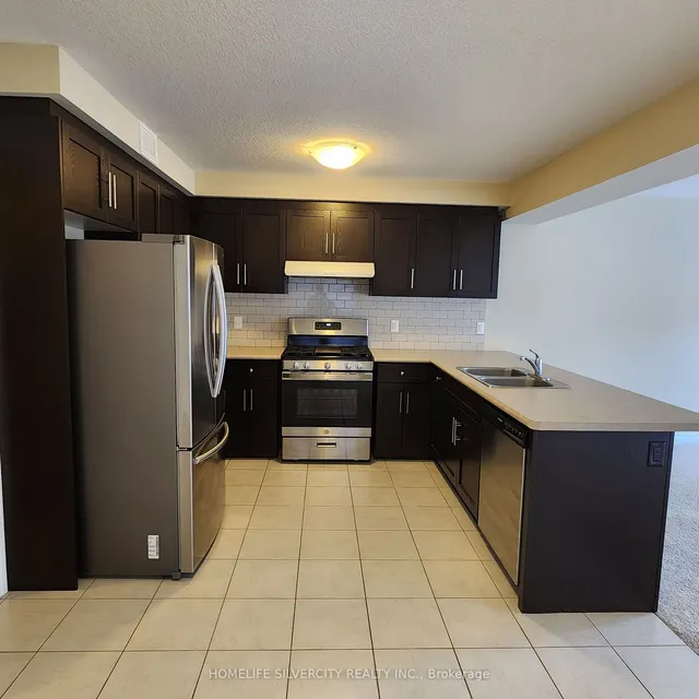 Additional image 2 of 17 Valleybrook Dr