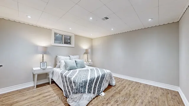 Additional image 35 of 120 Harlandale Ave