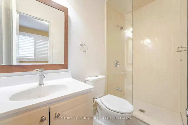 Additional image 22 of 206 Finch Ave