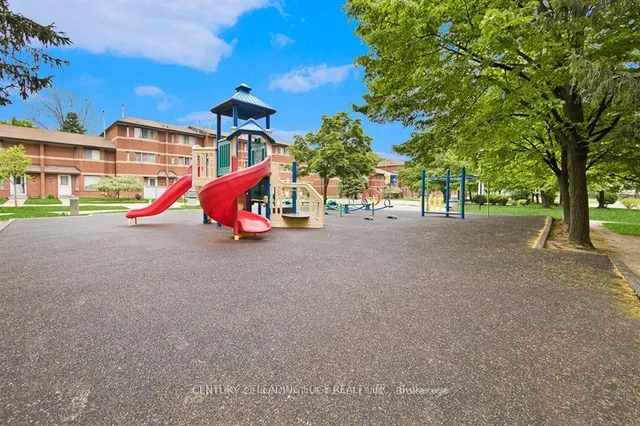 Additional image 37 of 2466 Eglinton Ave Unit 1610