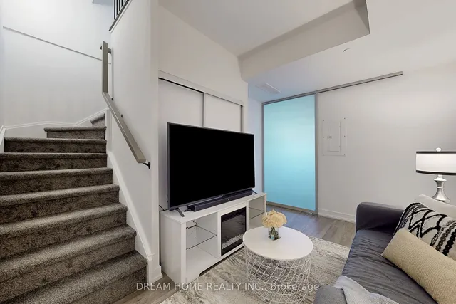 Additional image 16 of 851 Sheppard Ave Unit 42