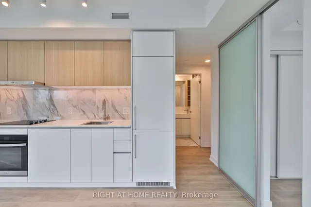 Additional image 29 of 1100 Sheppard Ave Unit 208