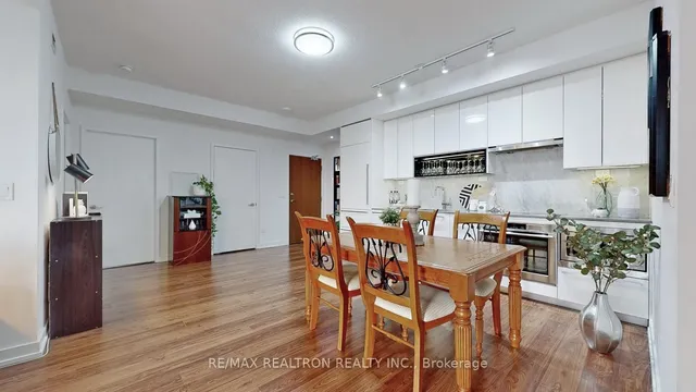 Additional image 7 of 115 Mcmahon Dr Unit 2711