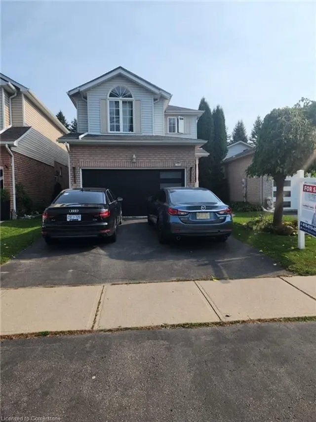 15 Briarfield St