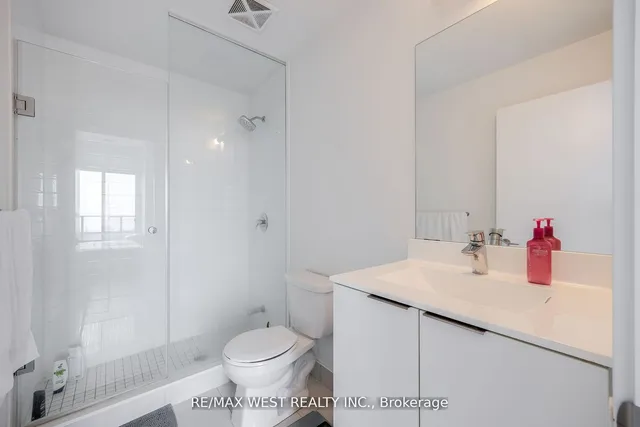 Additional image 17 of 20 Shore Breeze Dr Unit 702