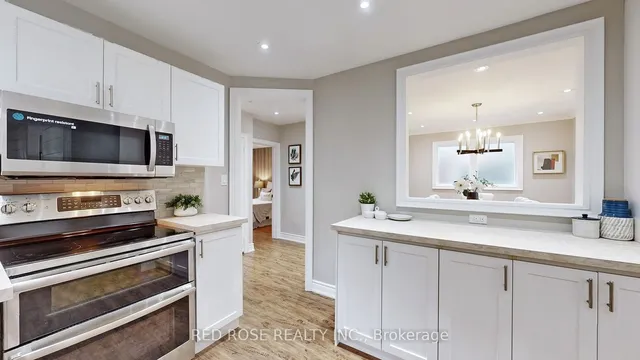 Additional image 23 of 120 Harlandale Ave