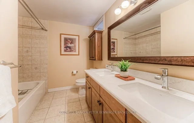 Additional image 25 of 55 WAGON St