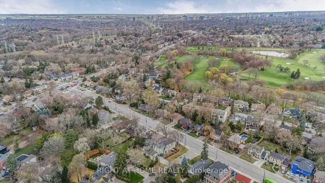 Additional image 28 of 186 Royalavon Cres