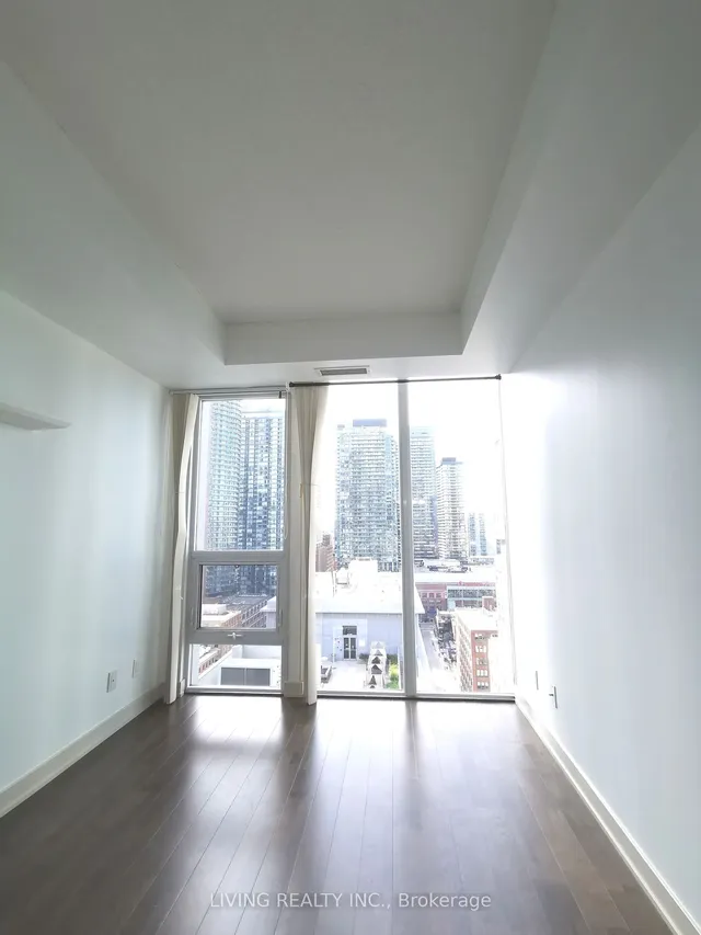Additional image 6 of 126 Simcoe St Unit 2004
