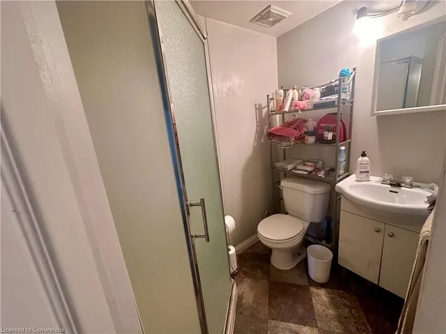 Additional image 36 of 15 Cornell Ave