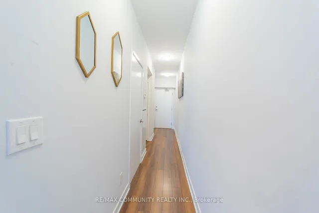 Additional image 10 of 210 Simcoe St Unit 1210