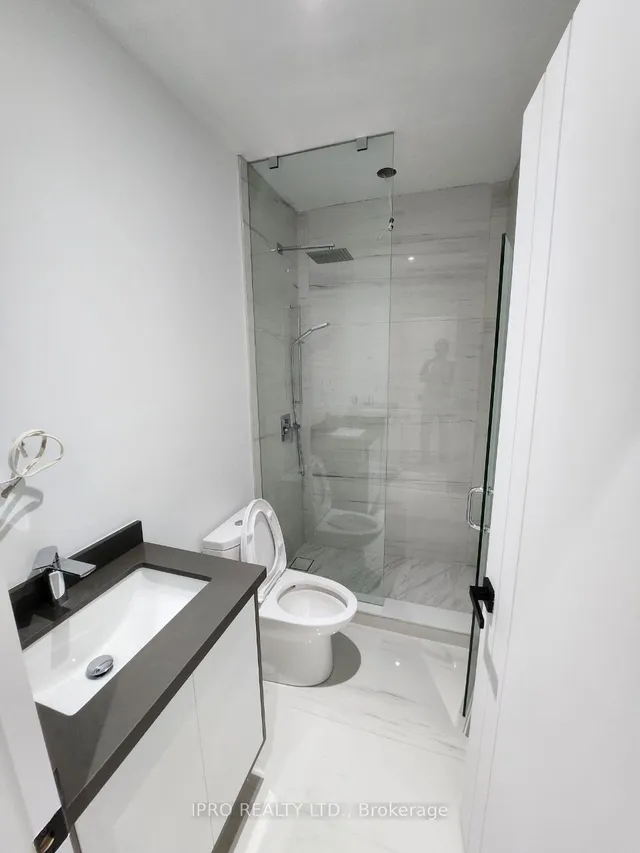 Additional image 30 of 2970B Bayview Ave