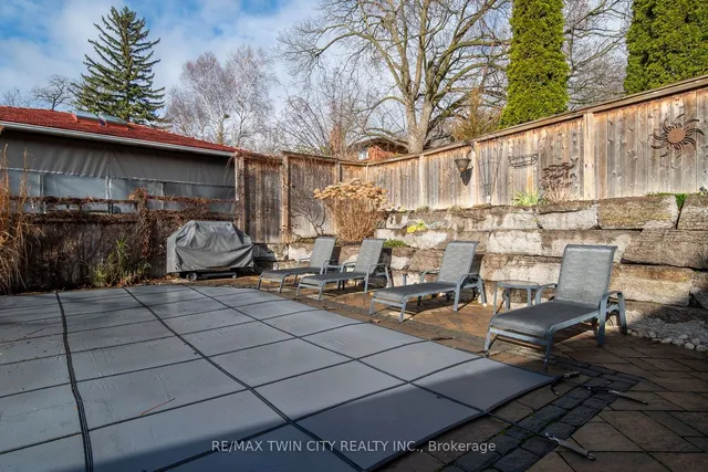 Additional image 37 of 33 Woodview Cres