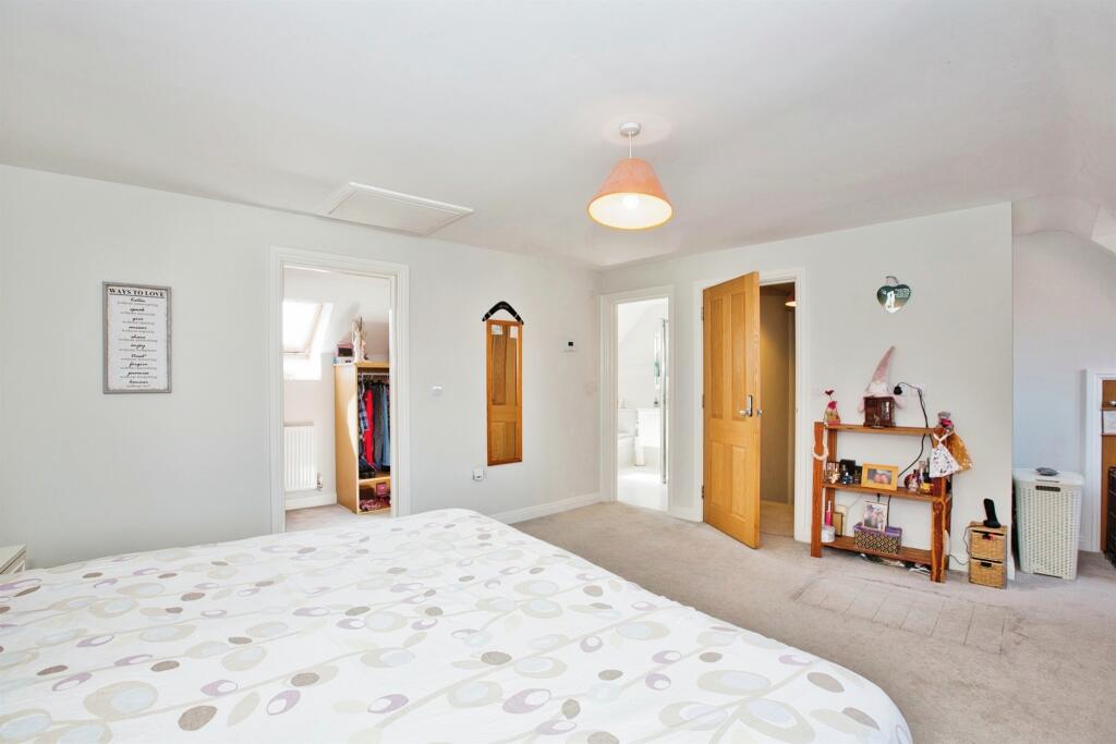 Additional image 8 of Newcross Crescent, Yeovil