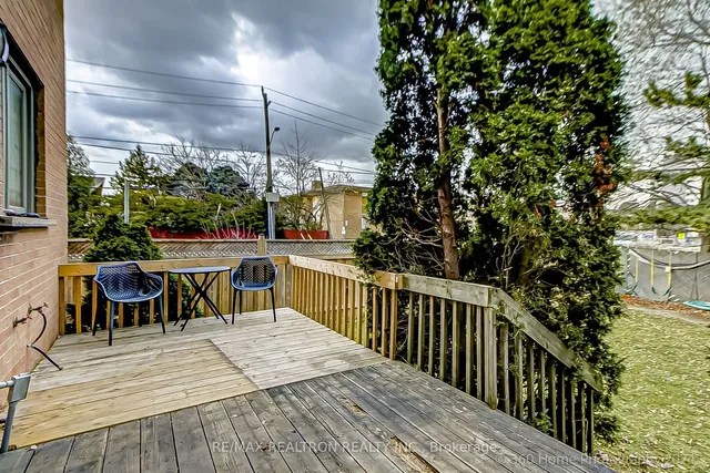 Additional image 15 of 100 Baycrest Ave