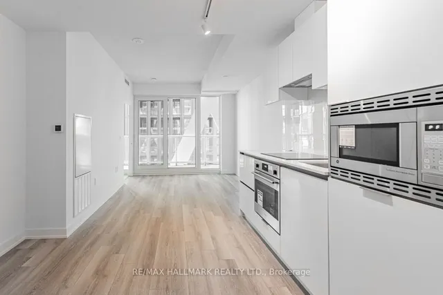 Additional image 3 of 230 Simcoe St Unit 2411