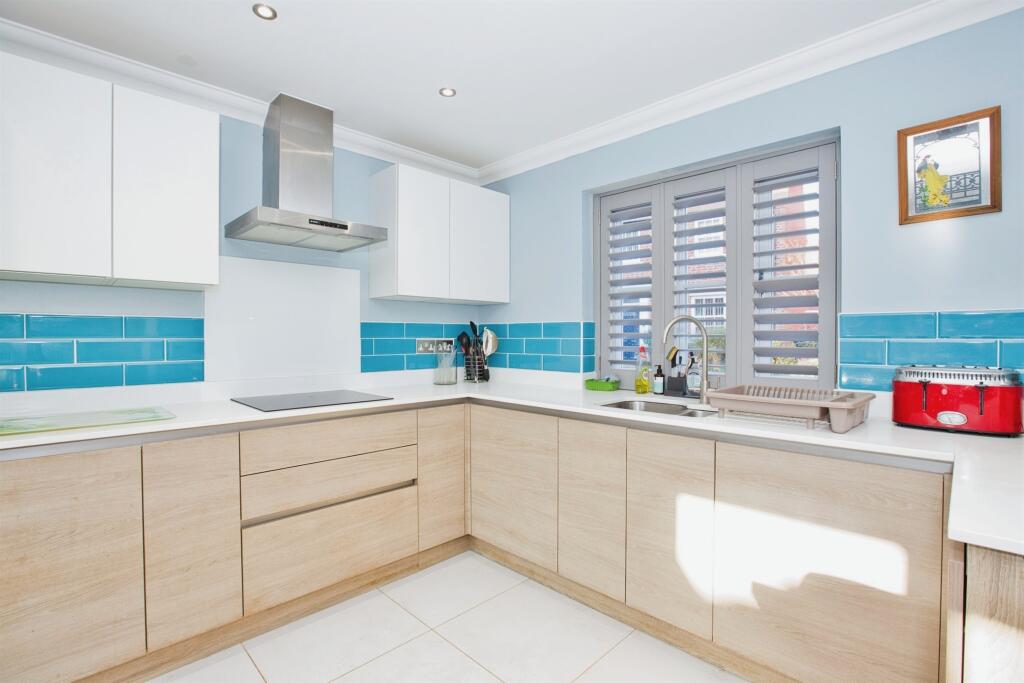 Additional image 4 of Emletts Way, Yeovil