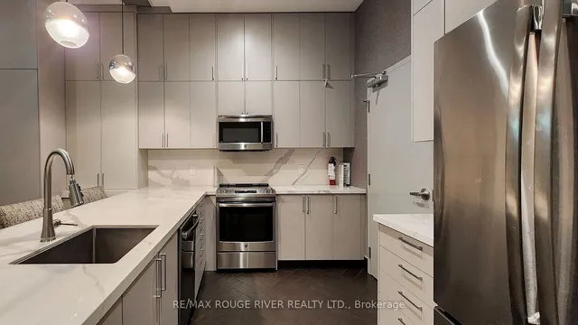 Additional image 32 of 18 Kenaston Gdns Unit 701