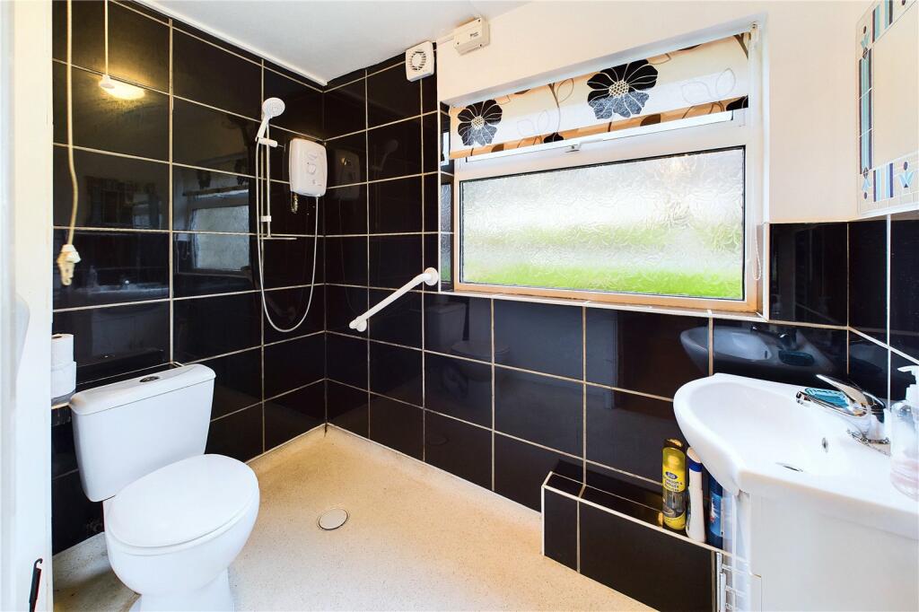Additional image 7 of Hillside Crescent, Midsomer Norton, Radstock, Somerset, BA3