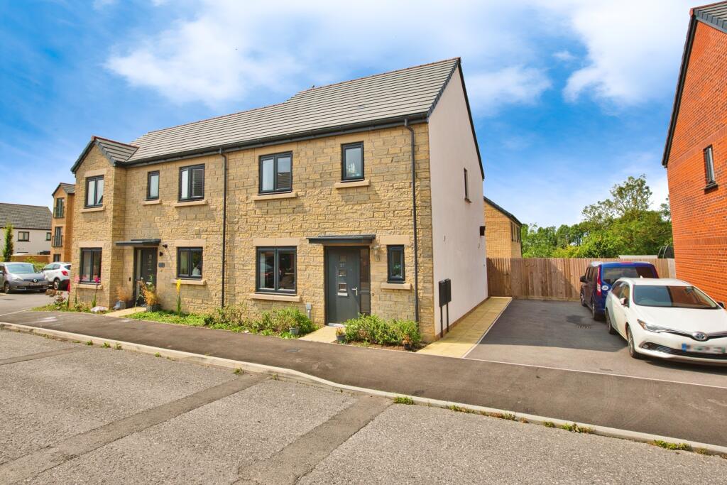 Tudor Pole Road, Glastonbury, Somerset, BA6