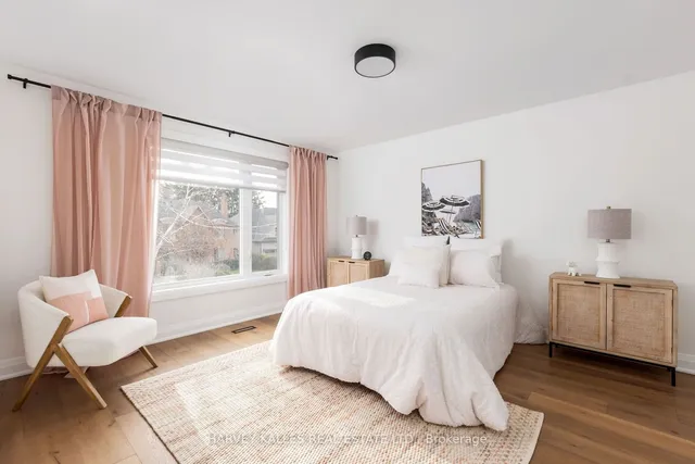 Additional image 31 of 121 Perry Cres