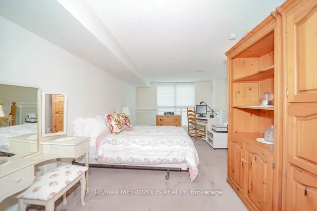 Additional image 26 of 109 Front St Unit 528