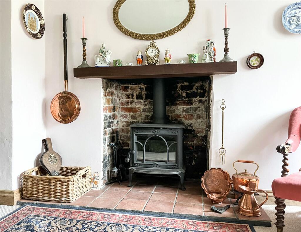 Additional image 6 of The Ball, Bratton