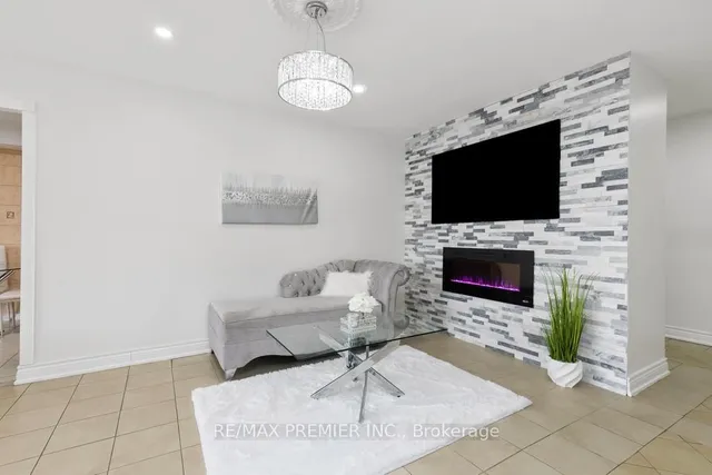 Additional image 5 of 45 Silverstone Dr Unit 410