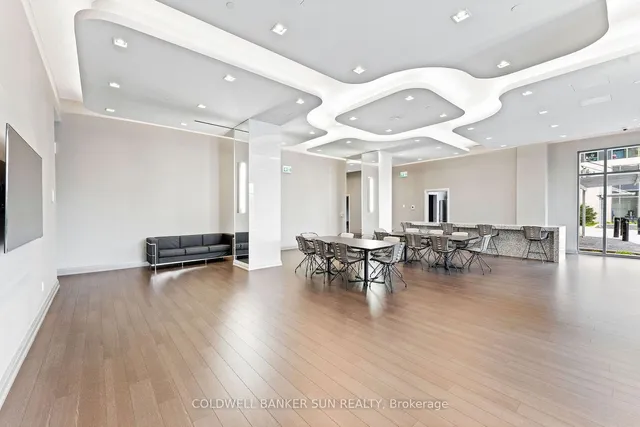Additional image 36 of 30 Meadowglen Pl Unit 304