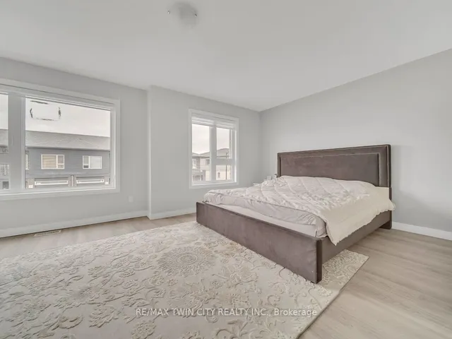 Additional image 19 of 8 Pony Way