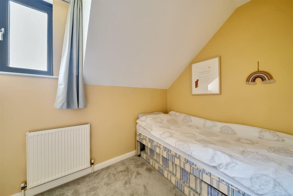 Additional image 18 of Halletts Orchard, Tintinhull, Yeovil