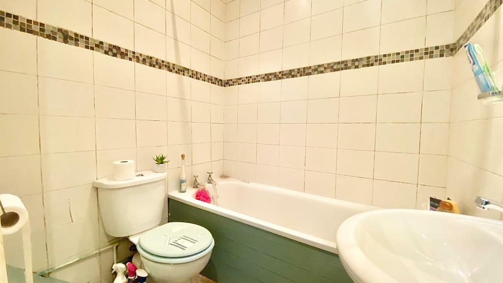 Additional image 10 of Gordon Road, Yeovil