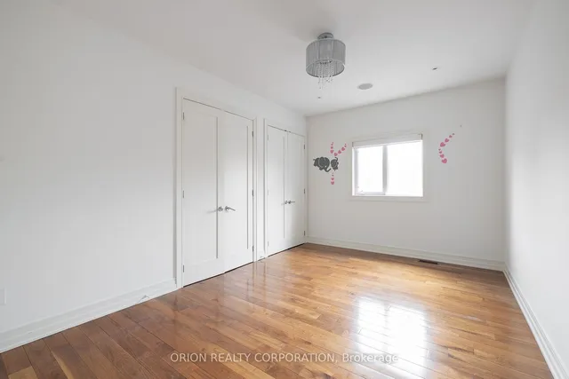 Additional image 31 of 151 Yonge Blvd