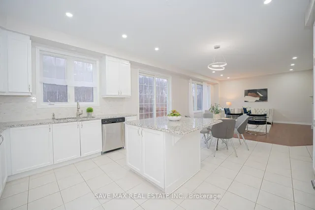 Additional image 10 of 252 Shady Glen Cres