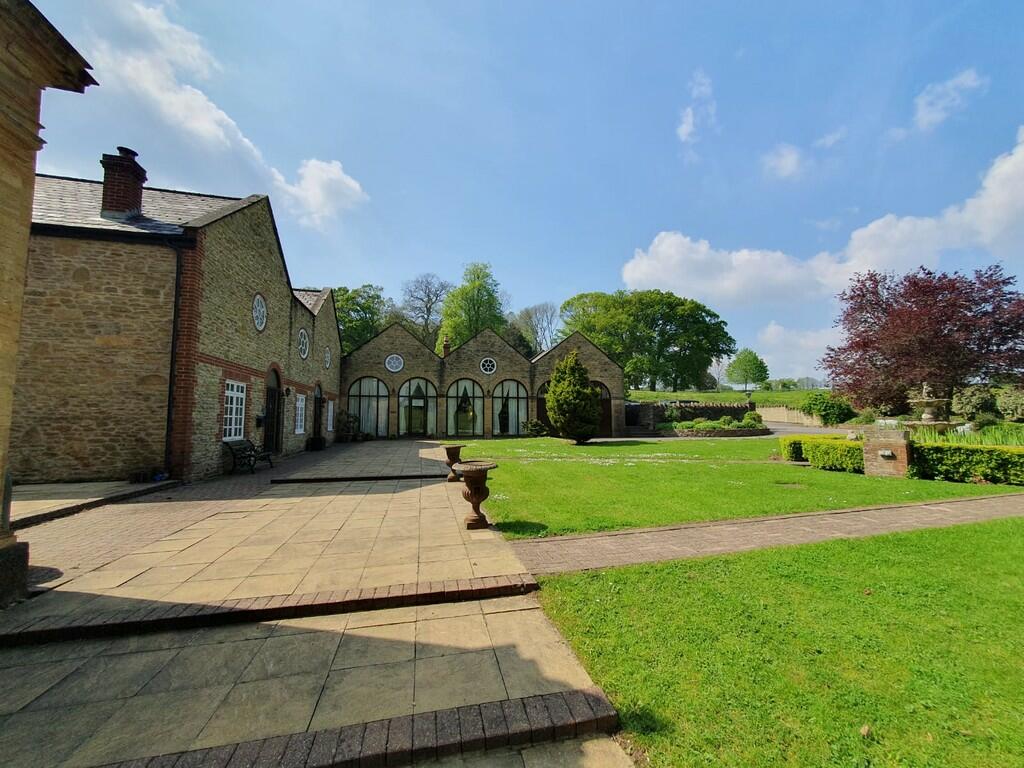 Additional image 28 of Barwick Park, Yeovil