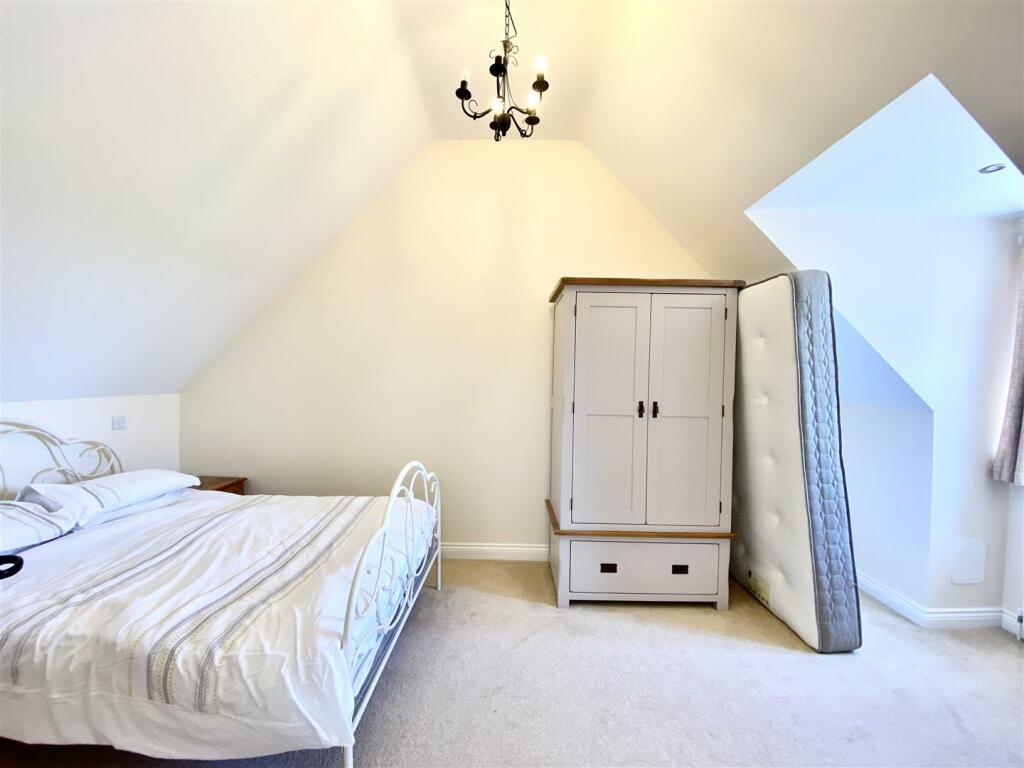 Additional image 15 of Millbatch Close, Meare, Glastonbury