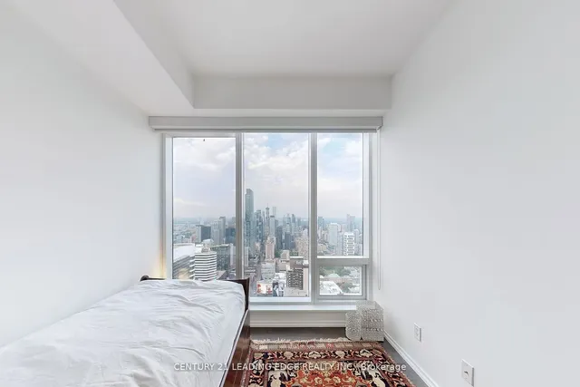 Additional image 20 of 197 Yonge St Unit 5402
