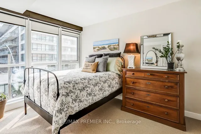 Additional image 16 of 10 Capreol Crt Unit 301