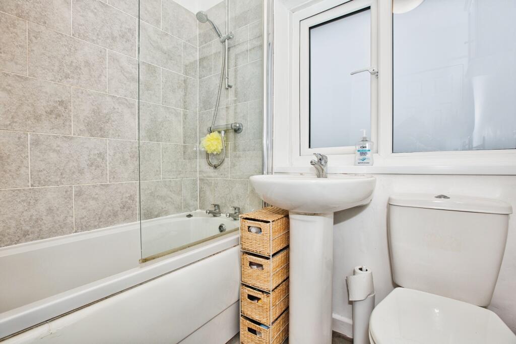 Additional image 12 of Rosebery Avenue, Yeovil, BA21