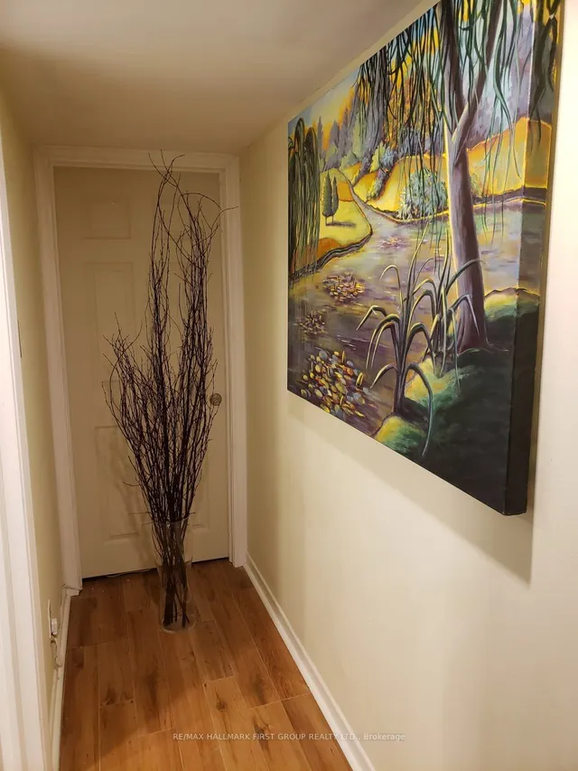 Additional image 27 of 37 Mutual St