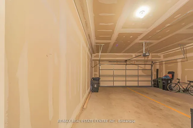 Additional image 11 of 20 Woodstream Dr Unit 8