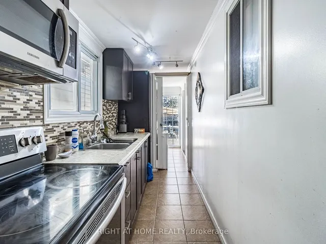 Additional image 24 of 97 29th St