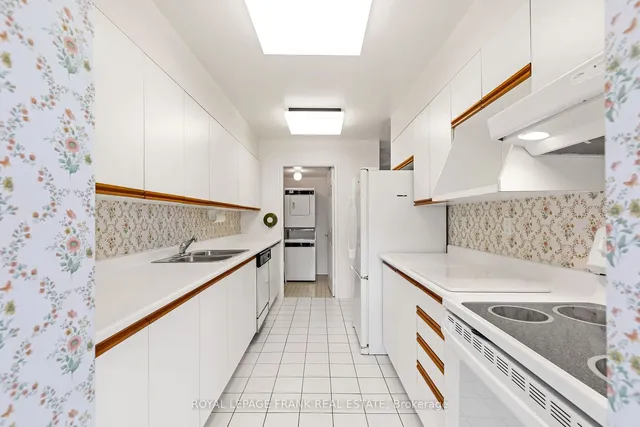 Additional image 16 of 3233 Eglinton Ave Unit 405