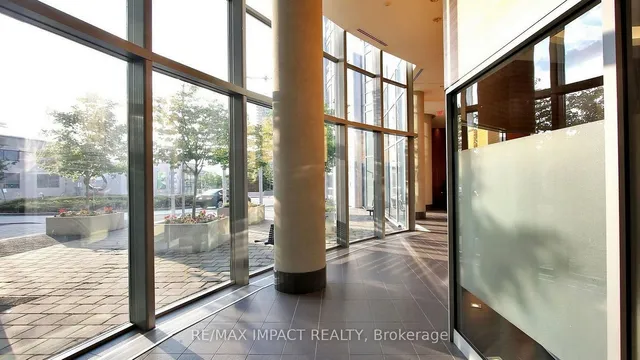 Additional image 12 of 125 Village Green Sq Unit 2212