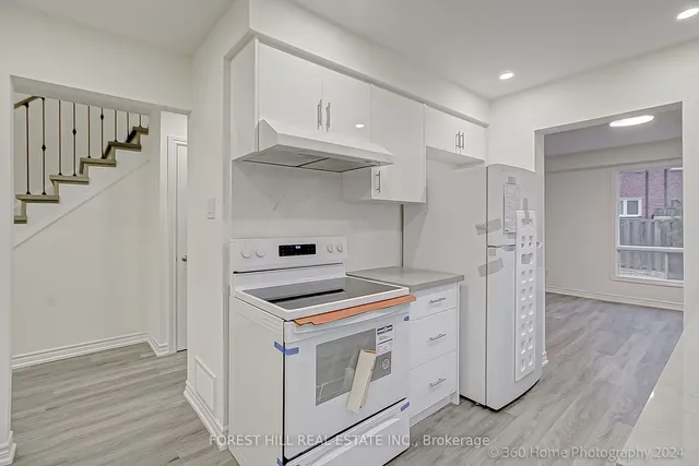 Additional image 10 of 55 Plumbrook Cres