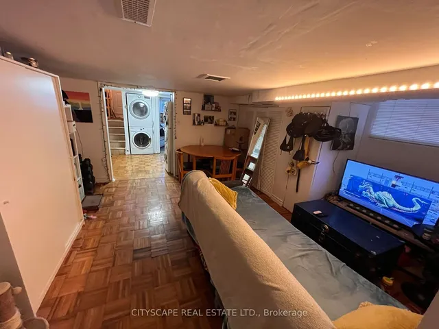 Additional image 31 of 244 Rosethorn Ave